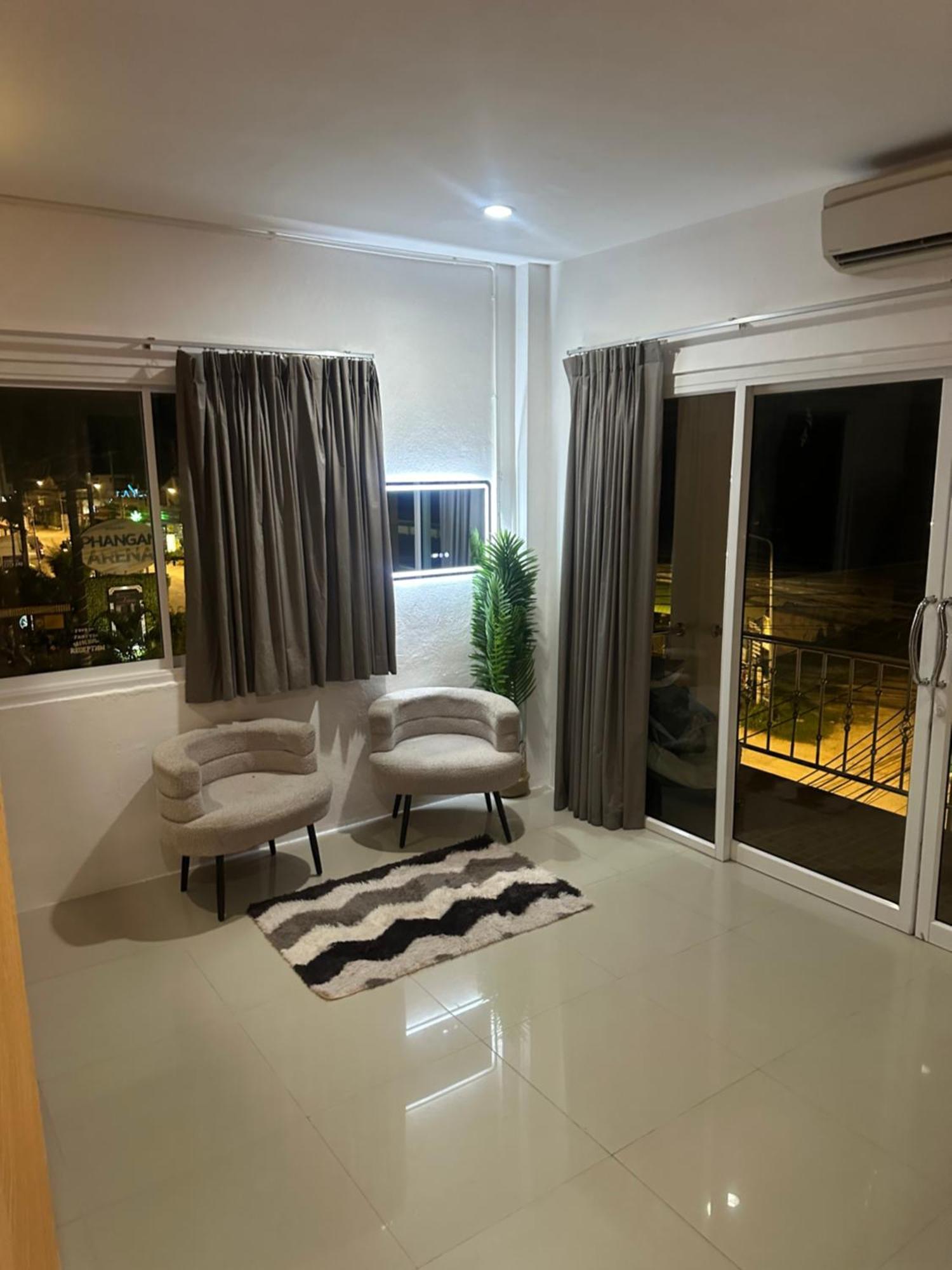 Arena Boutique Hotel Female Only Thong Sala Exterior foto